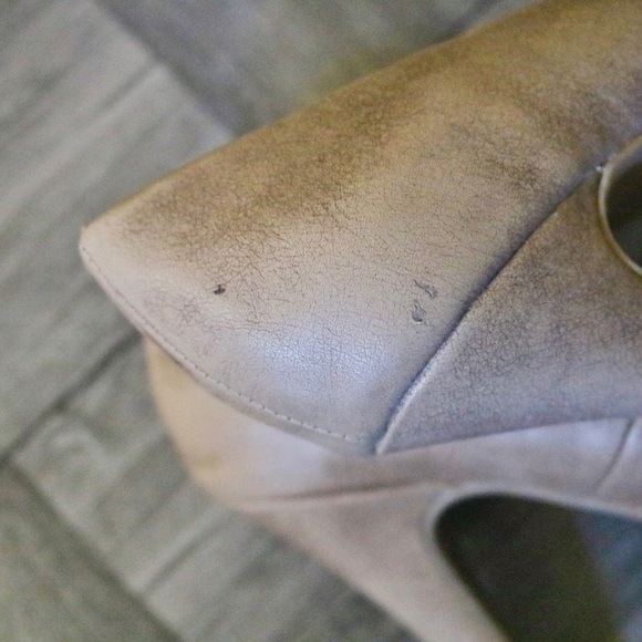 Jennifer Lopez Weathered platform heels - Picture 4 of 8